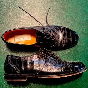 Genuine Alligator!  Like new. Make me an offer!